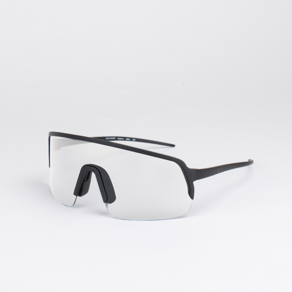Gafas Deportivas Out Of Piuma Logo Negro Photochromic